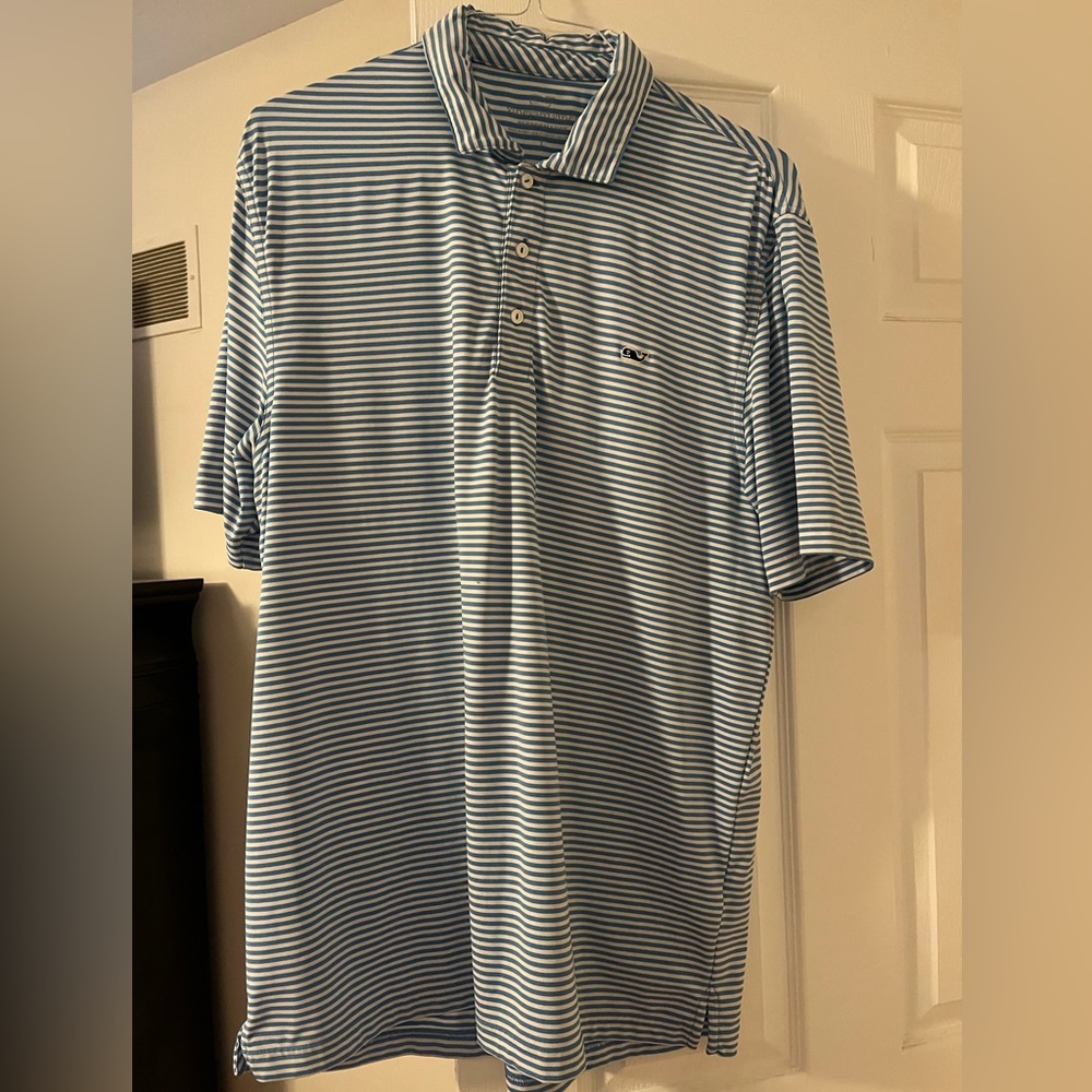 Men’s Vineyard Vines performance polo size Large